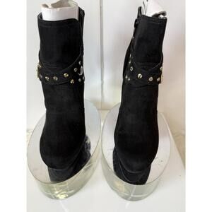GBG Guess Boots Black Heels GG DEEKA Sz 9 Black Fabric Gold‎ Accents